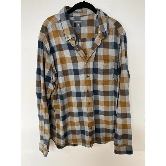 Eddie Bauer Classic Fit Flannel - Picture 1 of 4